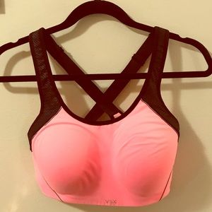 VS sports bra size 36D
